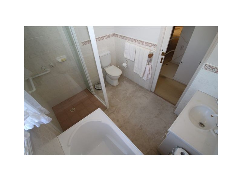 2/11A Page Street, Wentworthville NSW 2145