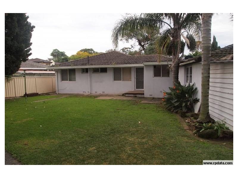 14 Barbara Crescent, Merrylands NSW 2160