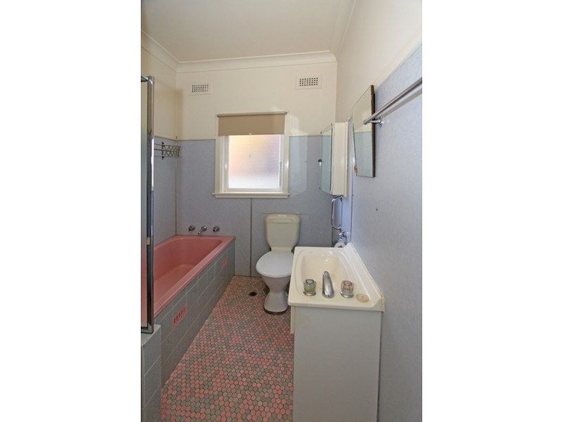 33 Wisdom Street, Guildford West NSW 2161