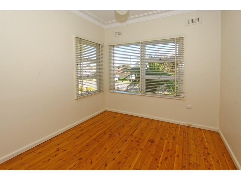 33 Wisdom Street, Guildford West NSW 2161