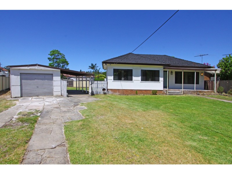 8 Claude James Crescent, Regents Park NSW 2143