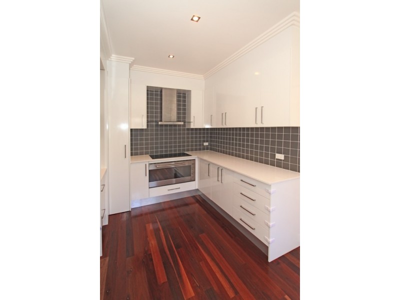 8 Claude James Crescent, Regents Park NSW 2143