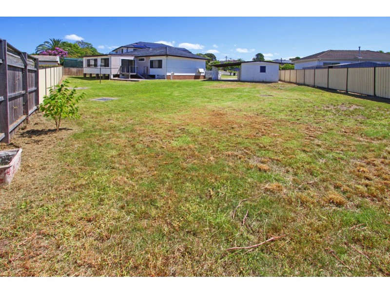 8 Claude James Crescent, Regents Park NSW 2143