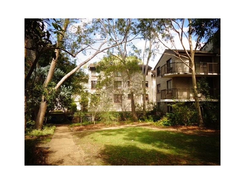 16/205 Waterloo Road, Marsfield NSW 2122