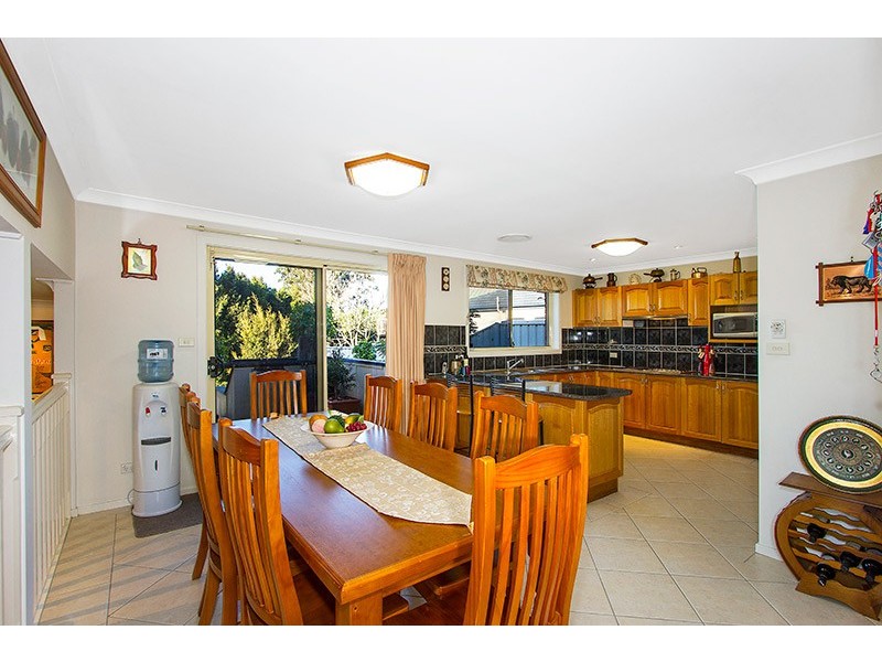 4 Hillgrove Close, Ourimbah NSW 2258