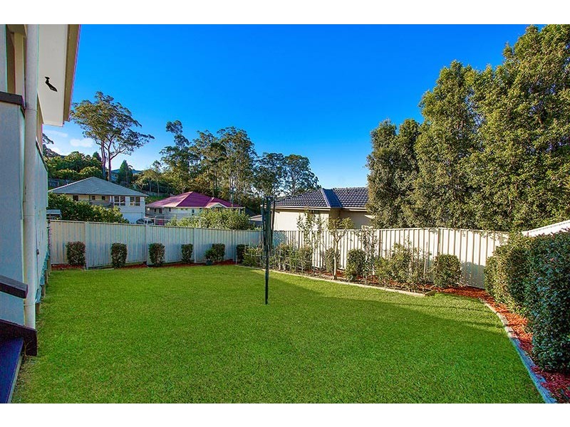 4 Hillgrove Close, Ourimbah NSW 2258