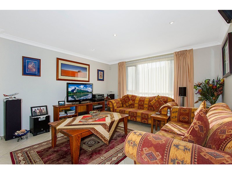 4 Hillgrove Close, Ourimbah NSW 2258