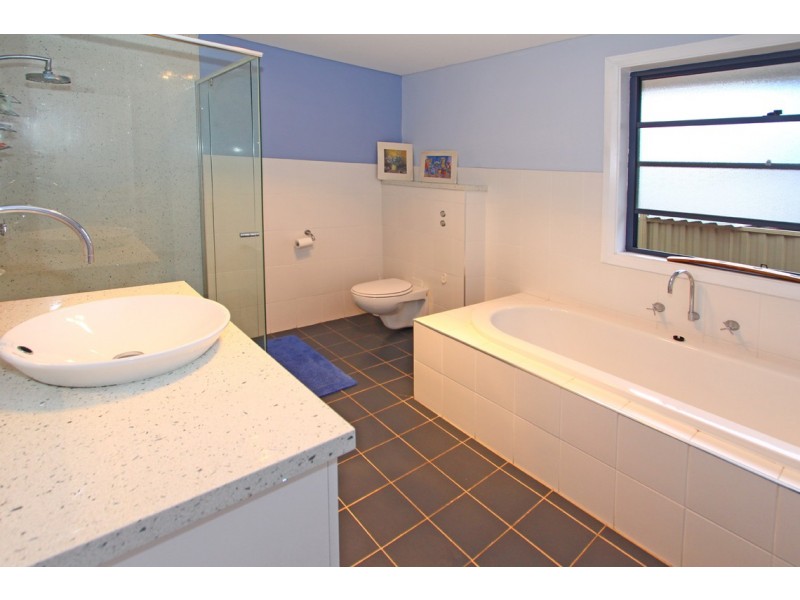 33 Christine Street, Northmead NSW 2152