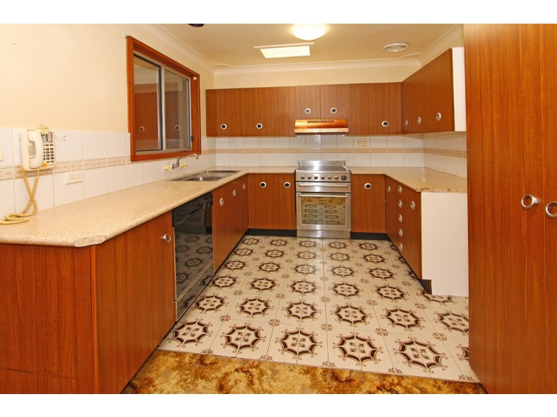 7 Selkirk Avenue, Winston Hills NSW 2153