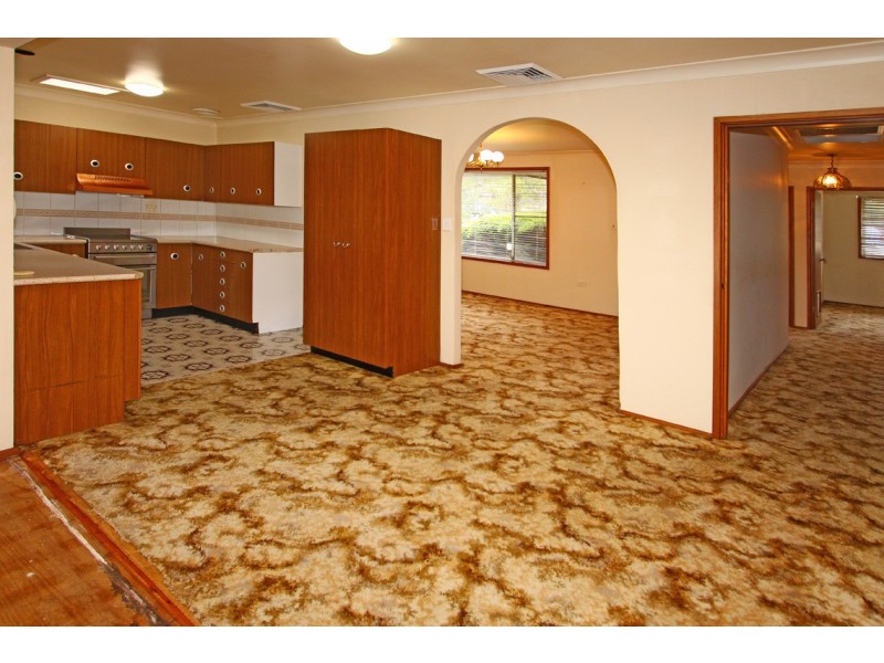 7 Selkirk Avenue, Winston Hills NSW 2153