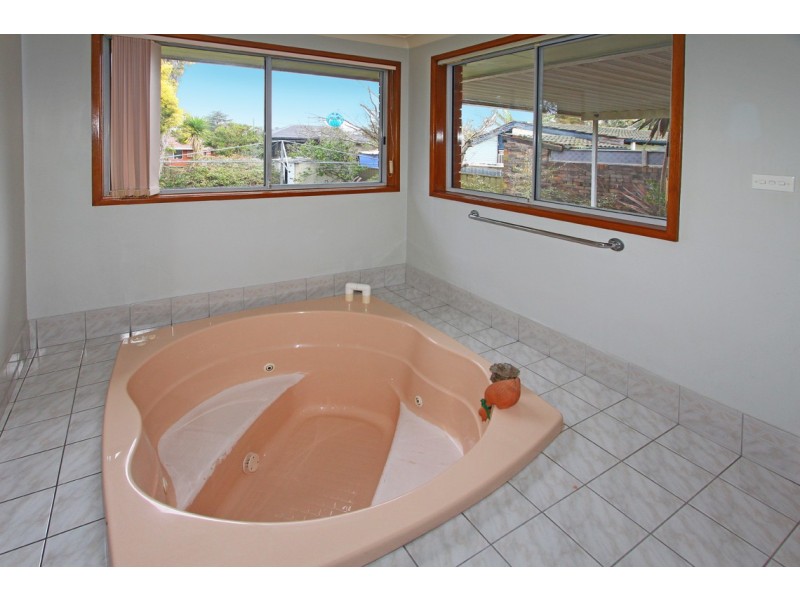 7 Selkirk Avenue, Winston Hills NSW 2153