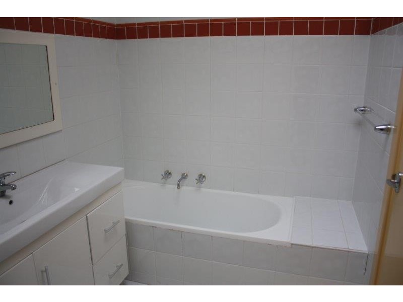 21/4 Hindle Terrace, Bella Vista NSW 2153