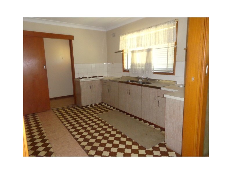 111 Twenty Sixth Avenue, West Hoxton NSW 2171