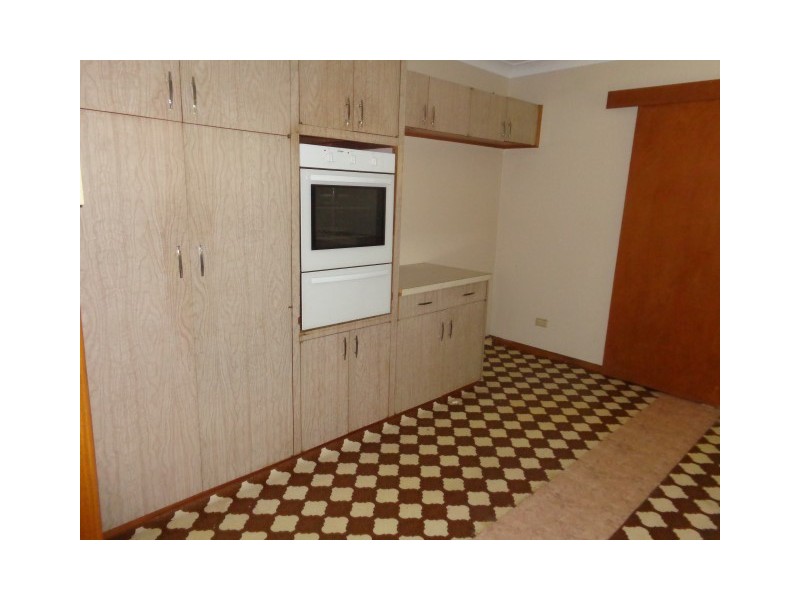 111 Twenty Sixth Avenue, West Hoxton NSW 2171