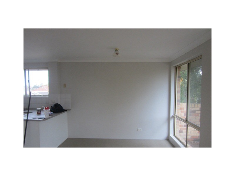 2/22 Priddle Street, Westmead NSW 2145