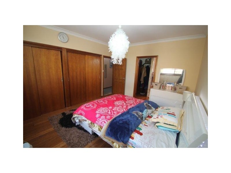 17 Clifton Street, Blacktown NSW 2148