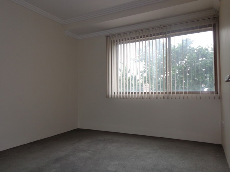 8/38 Briens Rd (entrance Kliens St), Northmead NSW 2152