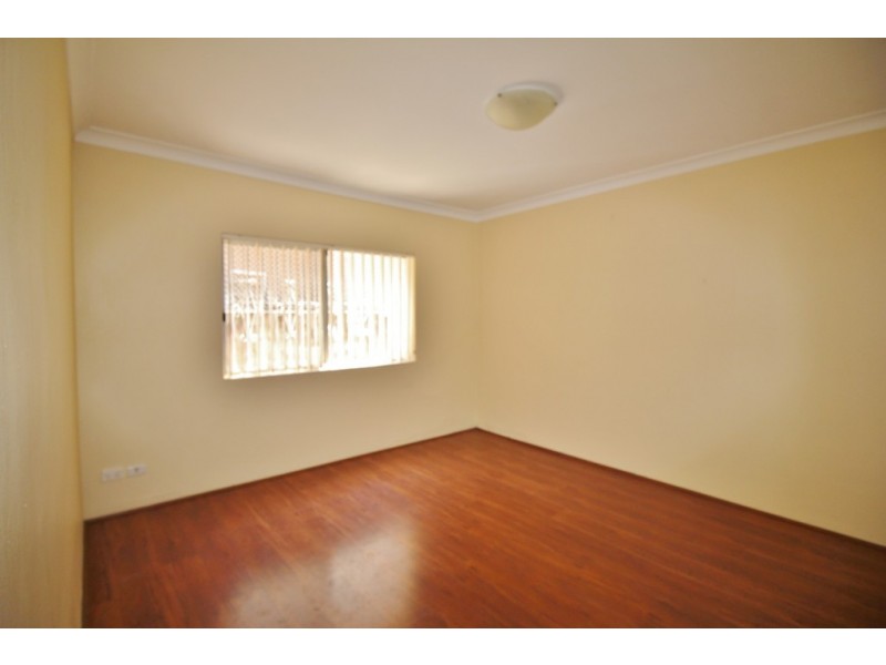 2/17 Harris Street, Harris Park NSW 2150