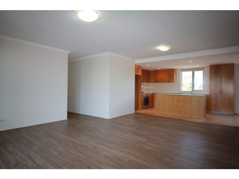 16/4-10 Benedict Court, Holroyd NSW 2142