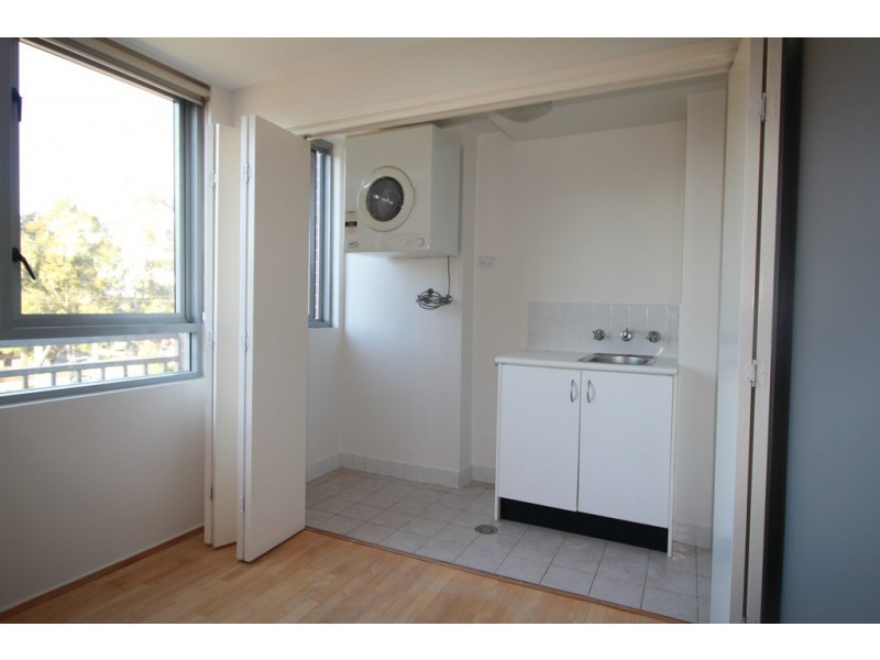 16/4-10 Benedict Court, Holroyd NSW 2142