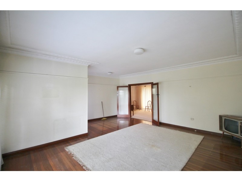 28 Lower Mount Street, Wentworthville NSW 2145