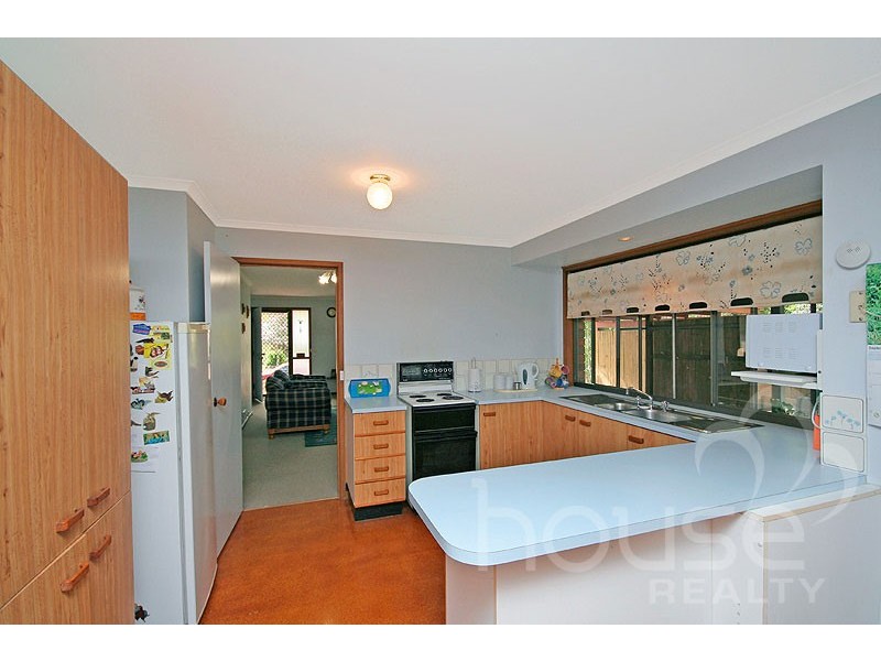 16 Karri Avenue, Karana Downs QLD 4306