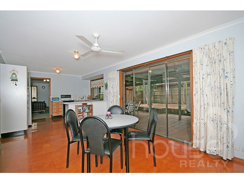 16 Karri Avenue, Karana Downs QLD 4306