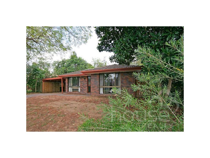 16 Karri Avenue, Karana Downs QLD 4306