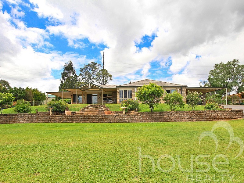 9 Nautilus Close, Karalee QLD 4306