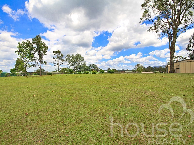 9 Nautilus Close, Karalee QLD 4306