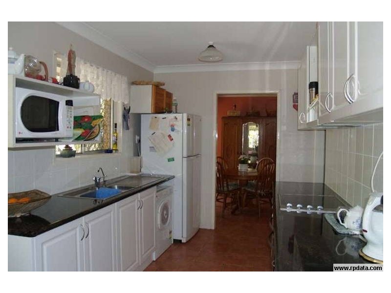 15-19 Bass St, Barellan Point QLD 4306