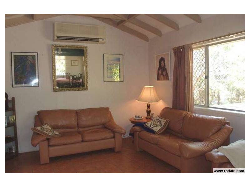 15-19 Bass St, Barellan Point QLD 4306