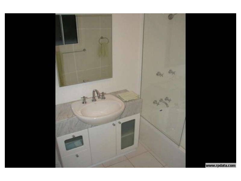 2 Railway Street, Ebbw Vale QLD 4304