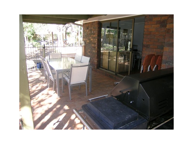 16 Karri Avenue, Karana Downs QLD 4306
