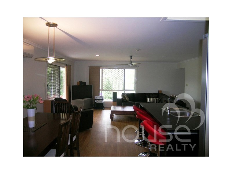 7 Tanderra Way, Karana Downs QLD 4306