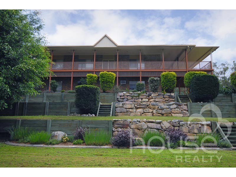 28 Kulmaren Grove, Karana Downs QLD 4306