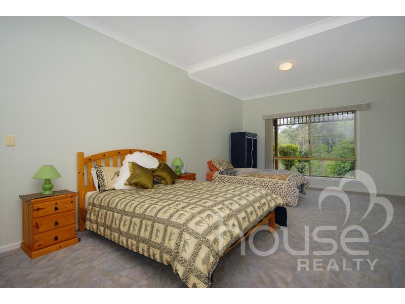 28 Kulmaren Grove, Karana Downs QLD 4306