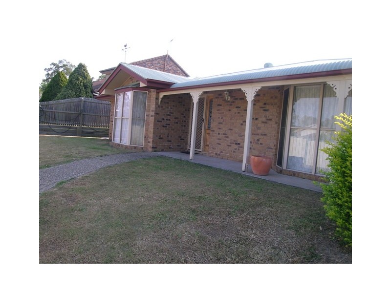 16 St Andrews Drive, Karana Downs QLD 4306