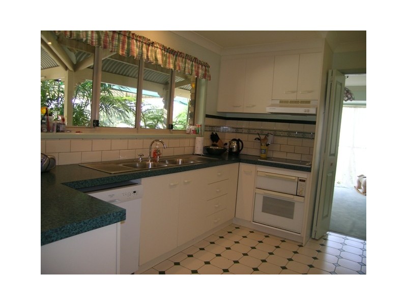 16 St Andrews Drive, Karana Downs QLD 4306