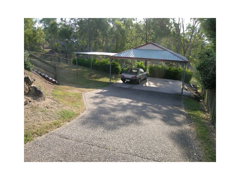 16 St Andrews Drive, Karana Downs QLD 4306