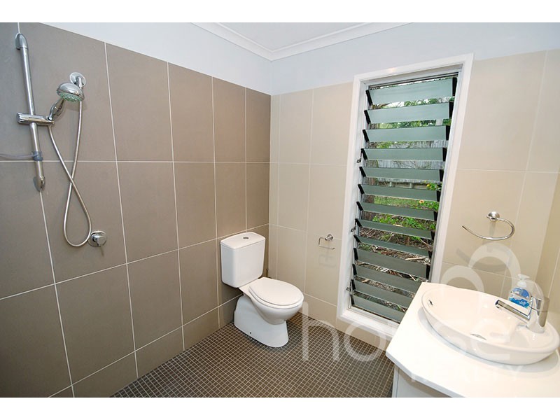 15 Tanderra Way, Karana Downs QLD 4306