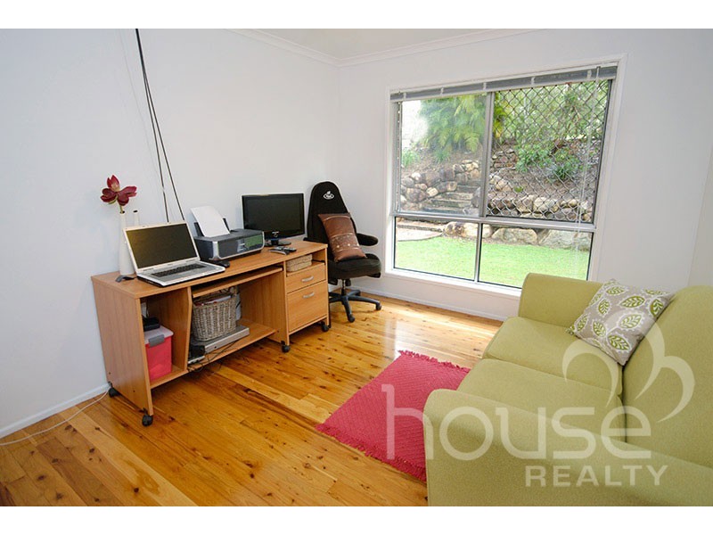 15 Tanderra Way, Karana Downs QLD 4306