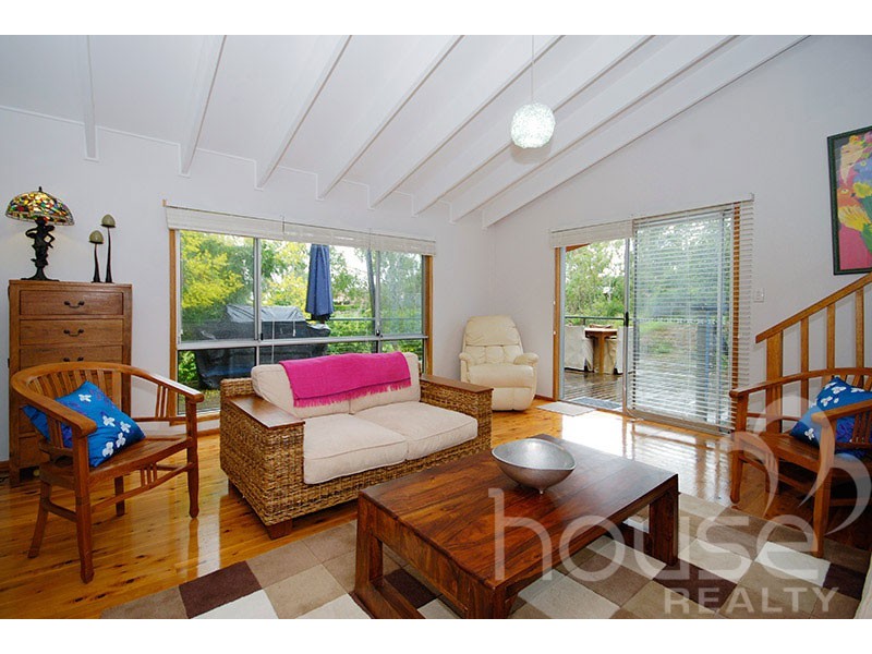 15 Tanderra Way, Karana Downs QLD 4306