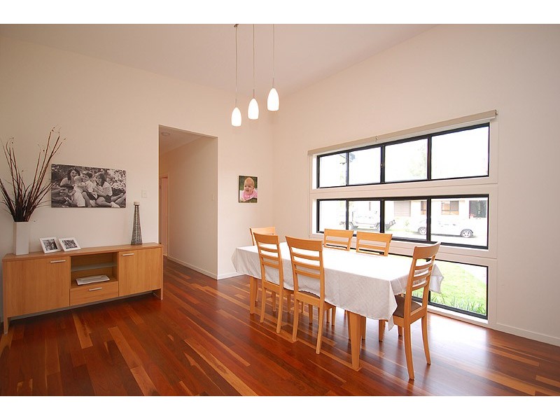 24 Jack Holt Place, Mount Crosby QLD 4306