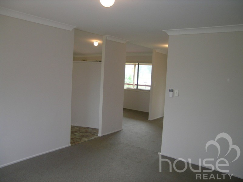 105 Riverside Avenue, Karalee QLD 4306