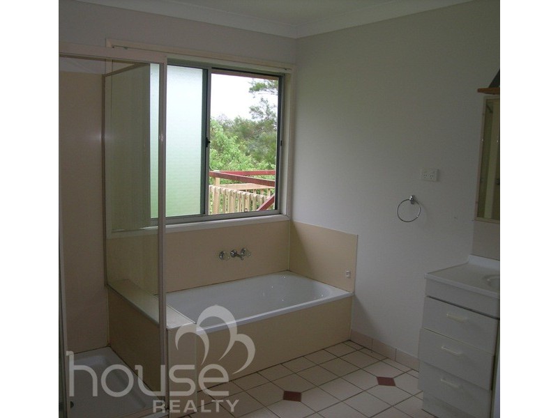 105 Riverside Avenue, Karalee QLD 4306