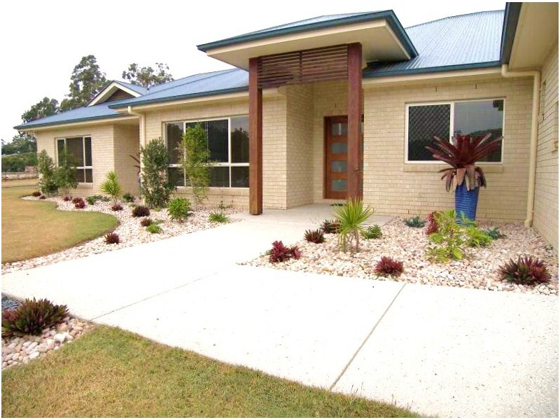292 George Holt Dr, Mount Crosby QLD 4306