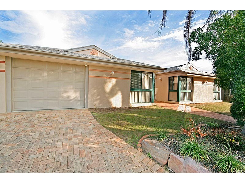 14 Walnut Close, Yamanto QLD 4305