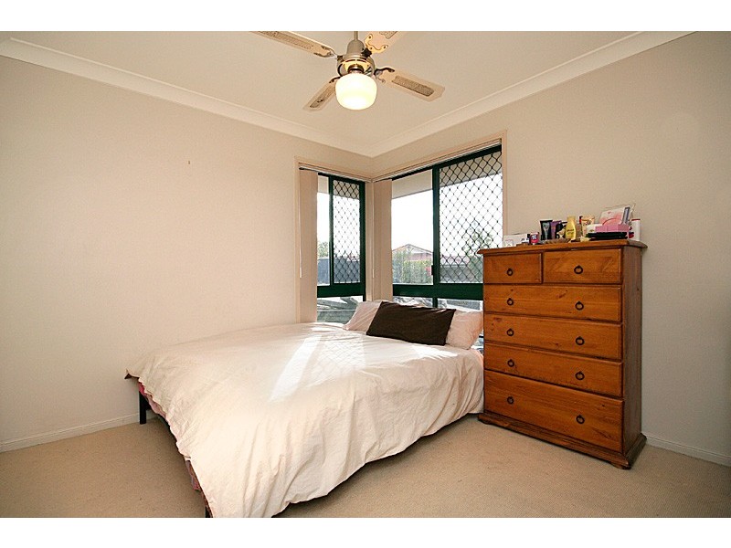 14 Walnut Close, Yamanto QLD 4305
