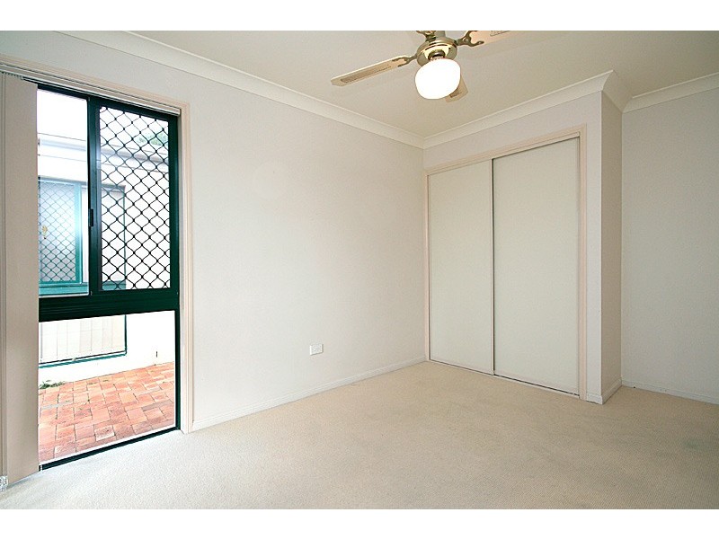 14 Walnut Close, Yamanto QLD 4305
